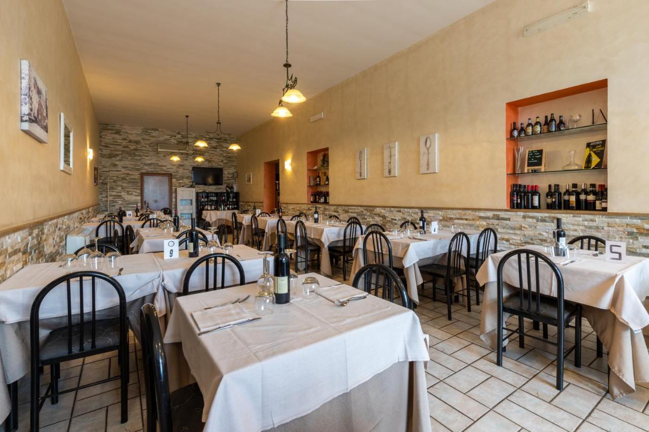 Il Contado B&B Castel Sant'Elia Extérieur photo